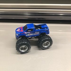 Meet your Posher, Jonathon